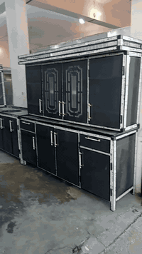 للبيع كاونتر جديد شغل ممتاز وقوي  القياس 2 متر ارضي 2متر ملحق+ سنك متر...