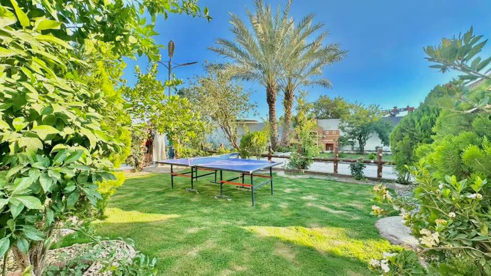 فتح الحجوزات 
🌳🏝 في مزرعة المسرة 
🤍🏝    
للإيجار اليومي او الشفتات #مبيت‎
#***********
*🏕تفاصيل 
🟢 غرفتين نوم سويت 
🟢 صالة كبيرة 
🟢المنتجع مؤثث بالسبالت 
🟢مطبخين حار و بارد
🟢 باربيكيو كامل للشواء
🟢جلسة عربية مطله على المسبح
🟢 نت 4g
🟢شاشة بلازمه كبيره
🟢 سماعة دي جي
🟢حديقه 
🟢لعبة المنضده والعاب اطفال‎
🟢مسبح كبير و مسبح صغير 
🟢 كهرباء على مدار الساعه 24
____________________________
[العنوان بلد 
 🔴للحجز والاستفسار يرجى الاتصال ع 
الرقم التالي او عبر الواتساب☎️ 
‏***********
(علماً المزرعه موثقه في تطبيق اجرلي)
