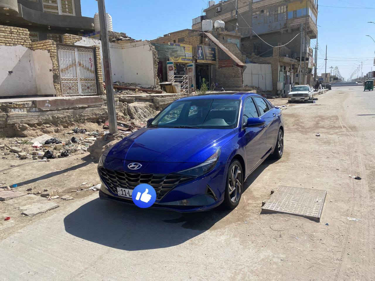 🚗 للبيع: النترا 2022 هايبرد فل كامل (Limited)
✨ المواصفات:
🔹 محرك 1.6 + هايبرد (بنزين + كهرباء)
🔹 قوة 139 حصان + صرفية اقتصادية جداً
🔹 قير أوتوماتيك دبل كلتش 6 سرعات
🔹 شاشة كبيرة 10.3 إنج + عدادات رقمية
🔹 نظام صوت Bose الأصلي
🔹 Apple CarPlay + Android Auto
🔹 تشغيل بصمة + ريموت
🔹 شحن موبايل لاسلكي
السياره بيها بارد فقط بلجاملغ الامامي بدون تبديل ولا صبغ وطخه بلصندوك فقط 
🛋️ الداخل:
🔸 جلد فاخر
🔸 تبريد وتسخين مقاعد
🔸 تحكم كهربائي + ذاكرة خزن كشنات 
🔸 فتحة سقف (سن روف)

🛡️ الأمان:
🔹 رادار أمامي + فرملة طوارئ
🔹 تحذير النقطة العمياء
🔹 تثبيت سرعة ذكي
🔹 نظام الحفاظ على المسار
🔹 كاميرات + حساسات

📏 التفاصيل:
🔸 5 ركاب
🔸 صندوق واسع
🔸 سيارة اقتصادية جداً ومريحة

💰 السعر: (السعر 143)
📍 الموقع: (ذي قار )
📞 رقم الهاتف: (***********)

🔥 السيارة نظيفة جداً وجاهزة للاستخدام، ما تحتاج أي صرف
