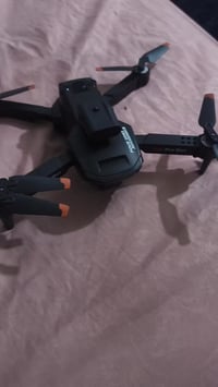 درون للبيع جديده وياها بطاريتين تخبل الشراي يخابر أو يراسل07855670088 ...