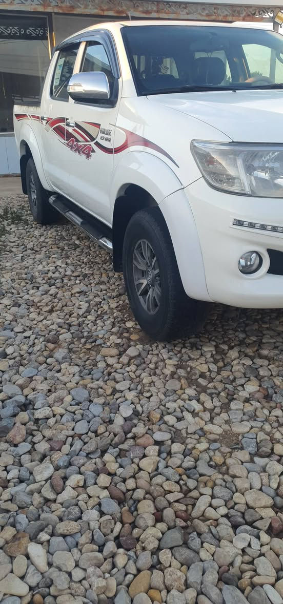 سلام عليكم تيوتا هايلوكس للبيع فورويل سعودي ام الدعاء 

 موديل 2015 مكفوله كفاله عامه شرط(( السونار   موجود بل منشور )) رقم 19 الجديد كير محرك حداديه مكفولات 

سنويه مجدده تخم تاير جديد حساسات خلفيه سياره جديده بمعنى الكلمه تحويل مباشر  تبريد شغال
 وتدفئه  
 
 سعرها  235وبيها مجال 

كير اوتوماتيك  تحويل مباشر لاتصال على الرقم ***********مكان السياره الديوانية(( ملاحظة ترهم مراوس ب اقل منها ))
