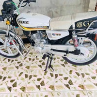 دراجه للبيع موديل ٢٣ جديده ما ماشيه مضمومه محرك مامفتوح وراق موجوده ال...