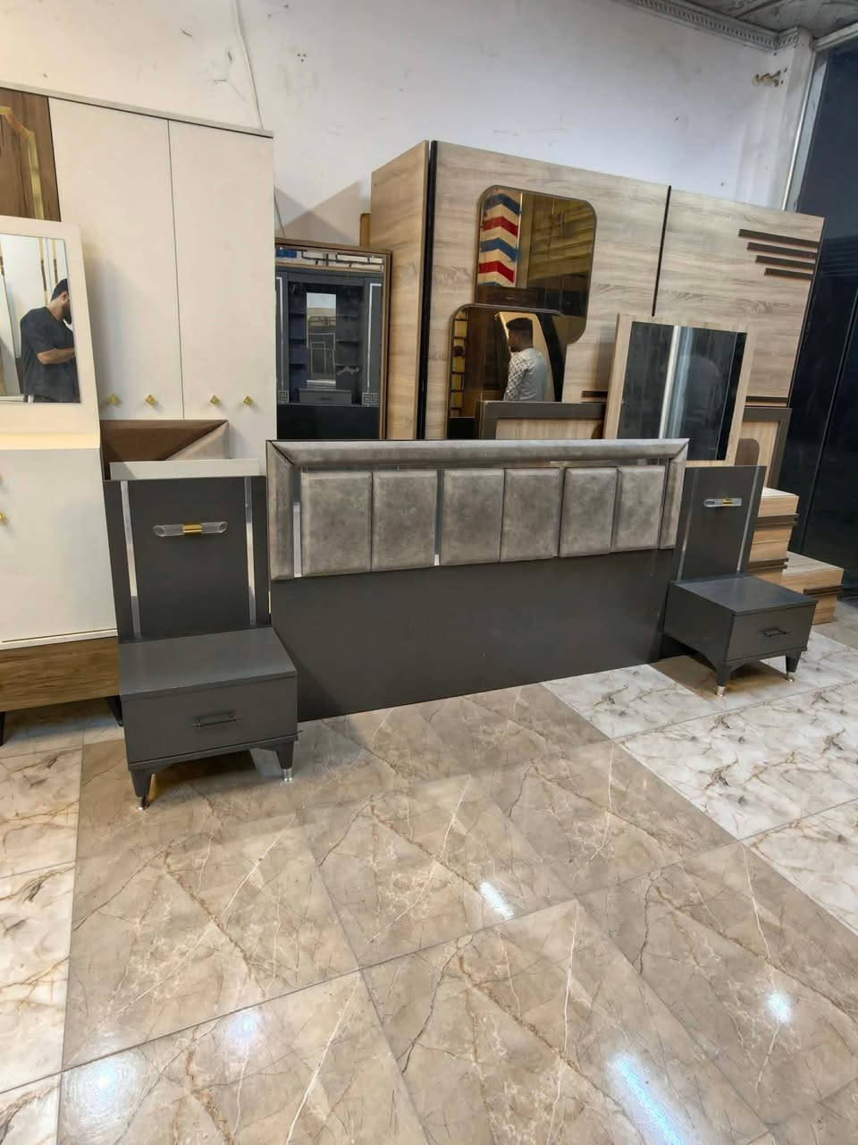 غرفه للبيع6 قطع مع هديه طابوريه نضافه 90 بالميه السعر نهايته550مع شد ونقل مجاني محافظات 25 التواصل خاص متوفره موديلات الغرف


**إذا كنت صاحب هذا الإعلان وتريد حذفه لأي سبب، رجاءا أرسل رسالة إلى الدعم الفني**