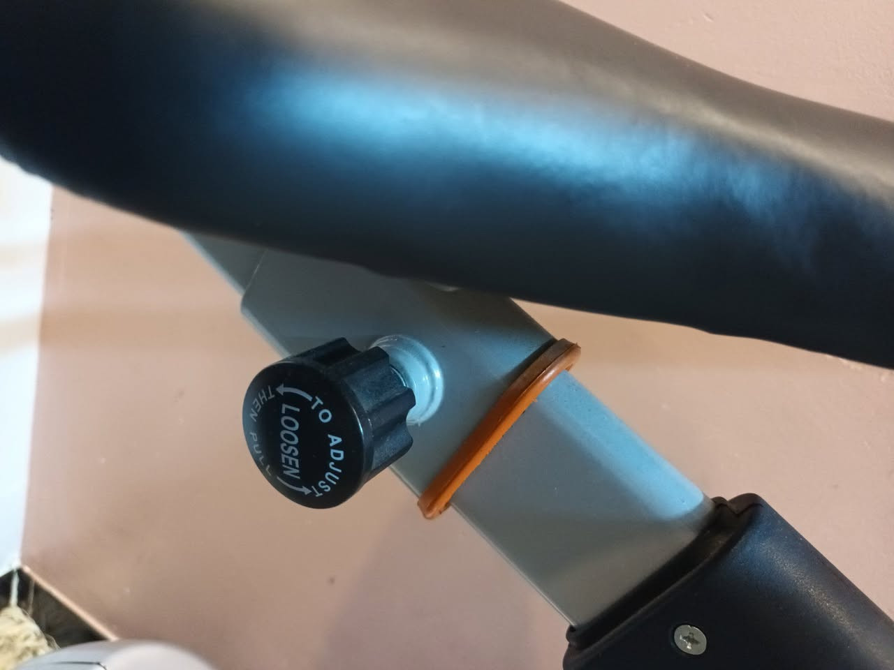 باسكل رشاقة تايلندي 
يتحمل وزن ١٥٠كيلو 
جديد استعمال كم يوم كله شغال وعالفحص نوعيته ممتازة 
اشتريته ٢٥٠ الف 
هسه ابيع ١٥٠الف 
مكاني بغداد 
اليعجبه يتفضل خاص


**إذا كنت صاحب هذا الإعلان وتريد حذفه لأي سبب، رجاءا أرسل رسالة إلى الدعم الفني**