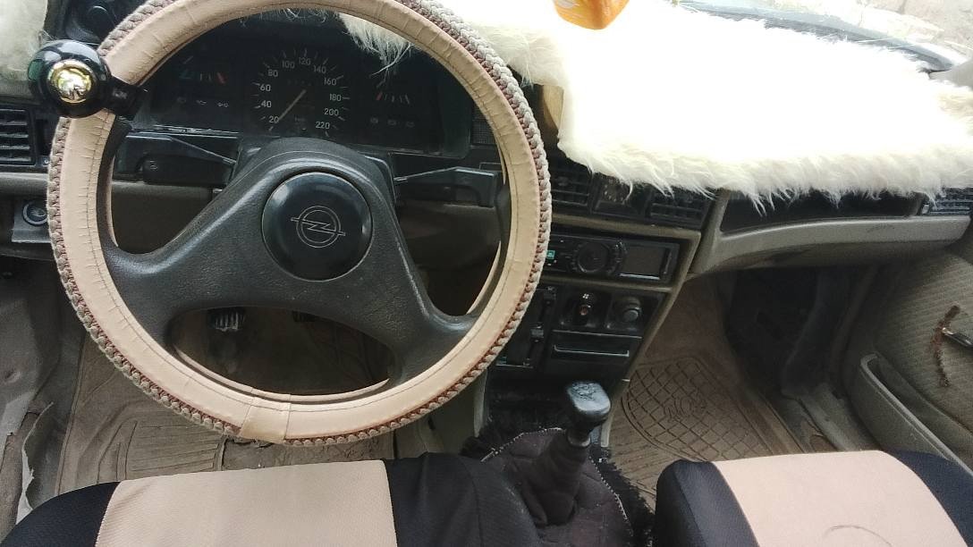 موديل 1989 مكينه 16 كير عادى شرط سنويه وكاله ابيع ها مكفوله عنوان زاخو *********** سعر 18 مجال كلها شرط كهربائية شغله سياره حلوه دهوك, العراق
