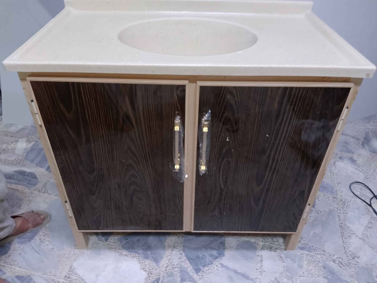 سنكات تزكام متر مرمر جديد ١٤٠ الف مغلف بلاستيك من الداخل ضد الماء توصيل موجود جميع مناطق البصره حجز وتساب *********** البصرة, العراق
