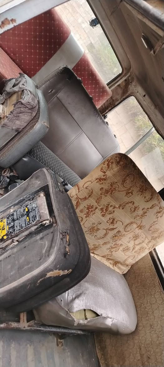 السلام عليكم كيا بستا للبيع موديل 94  رقم ديالى سنويا مجدده لل 29 شهر 11 في 8مشروع وطني سياره مكفوله من  كير اكسل محرك وشاصي ورقم شاصي واضح تخم تاير ودوشمة جديدة السعر 30 بيهة مجال الاستفسار عن هذا الرقم ***********
