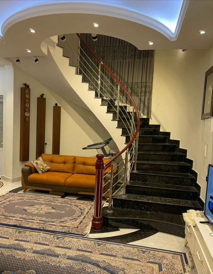 منزل للبيع  البصره البراضعية  مساحة 250 متر بناء حديث ثلاث طوابق

  ❇️  موقع سكني مميز 
▪️ المساحة:  250 متر
▪️ كراج  
▪️3 طوابق
▪️غرف عدد 8
▪️صالة 
▪️صحيات عدد 3

ـــــــــــــــــــــــــــــــــــــــــــــــــــــــ
  

للاستفسار الاتصال على الأرقام 🔻

***********📞
***********📞
  ***********📞

او زيارتنا للمزيد من العروض
 عنوان_المكتب
 البصرة - البراضعية - شارع سيد امين (قرب مركز الفيزا التركية) 
المــكــتــب مــجــاز قــانـونــيــاً
خدماتنا:- مقاولات عامة -تصميم خرائط-تصاميم داخلية-ديكورات داخلية-ترميم منازل
#نستقبل_عروضكم_وطلباتكم_التجارية_والسكنية 
#منزل #للبيع #عقارات #للايجار #شركات #شركة #البصره
