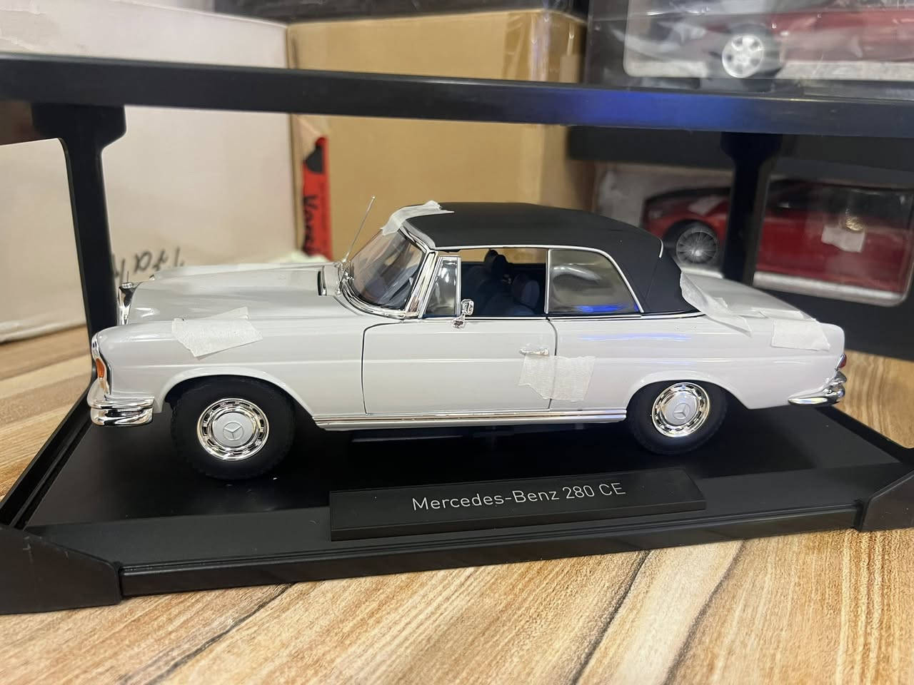 مساء الخير اصدقائي
1/18 
Norev 
Mercedes -benz 280ce

ابيض
السعر 130$


**إذا كنت صاحب هذا الإعلان وتريد حذفه لأي سبب، رجاءا أرسل رسالة إلى الدعم الفني**