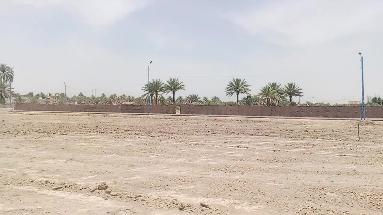 السلام عليكم 
قطعة لبيع 
مساحة 200 متر طابو زراعي سند 25 
الموقع حي بابل 
قرب شارع يا حسين الجديد 
متوفر كافت الخدمات 
كهرباء 
وناره 
وتبليط 
ماء 
اي ستفسار 
‏‪***********‬‏
