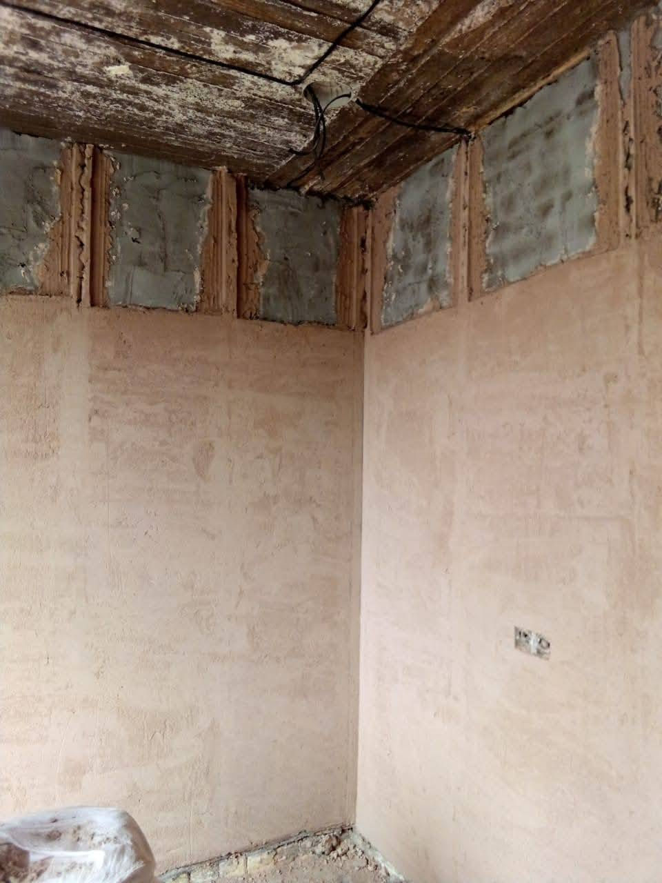 السلام عليكم خلفة جص وبورك مكاني البياع الشرطه ال خامسه *********** شغل درجه اولى استلام مهندس والتزام بل عمل
