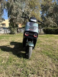 دراجه شحن 318 للبيع ب600وبيه مجال سرعه بل عداد 95حقيقي80 ملف2000 ست بط...