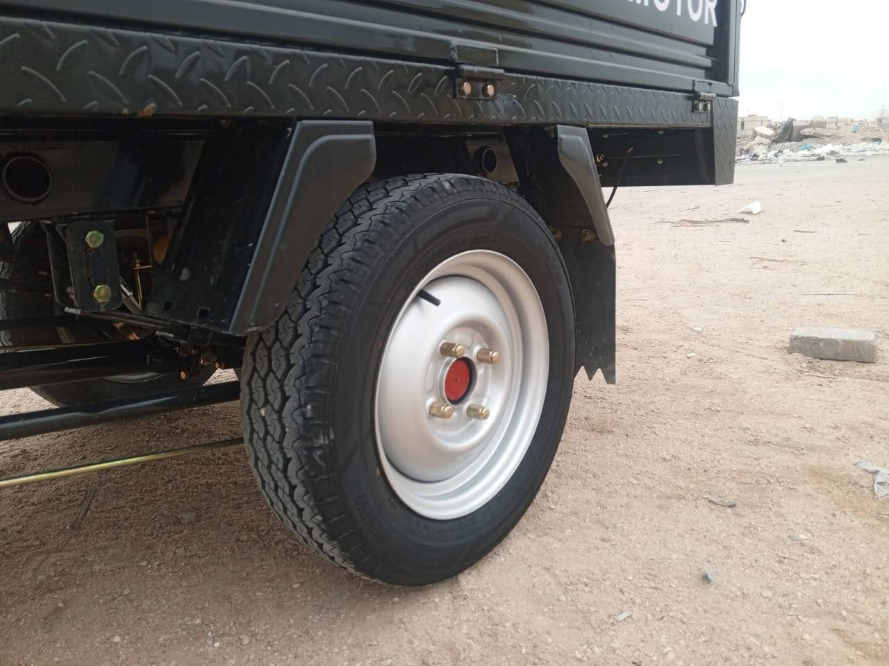 سلام عليكم ستوته للبيع زيرو صارلها ثلات يام من طالعه معرض النور موديل الثلاثه وعشرين مكاني كربلاء حي الغدير تحويل مباشر يم مكتب حسين السعر مليونين وثمن ميه وخمسين ***********
