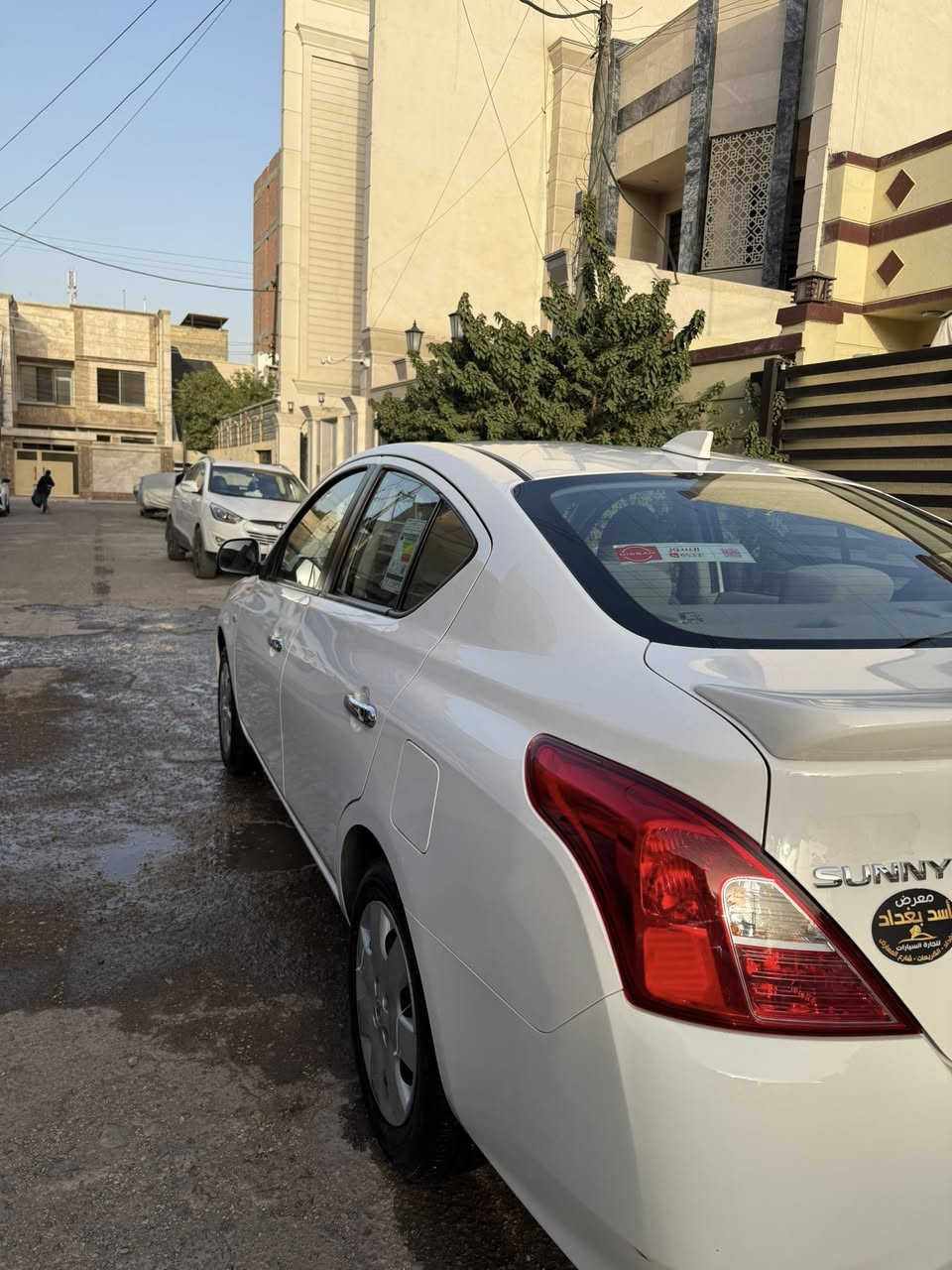 السلام عليكم
نيسان sunny 2024 هندي رقم بغداد ماشية(2635) الفين وستمية اخت الزيرو ضمان شركة السور مواصفاتها معروفة يدات نيكل ، سبايدر خلفي ، داخل بيجي ، تحكم ستيرن ، كامرة خلفية.  
بيها طخه وشخط موضحة بالصورة 
مكانها بغداد والسعر 132$ 
للاستفسار *********** بي واتساب

*المو شراي لا يكسر بالسعر وبالسوك كلشي موجود والزيرو مرقم بغداد معروف سعره
