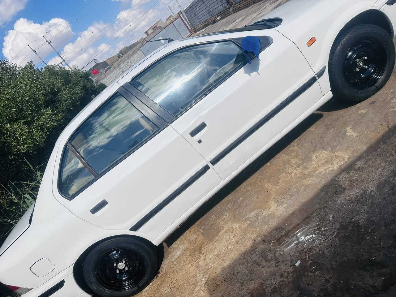 سمند موديل 2010
مكينه وكير وحداديه وتخم تاير جاهزات 
سنويه ورقام جدد رقم دولي قادسيه
مدوشمه ارضيه وكشنات بيها دوس معمرات فقط 
مكاني ديوانيه قضاء السدير 
السعر 38
***********
