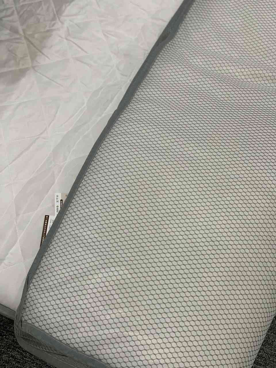 فراش طبي ضد التقرحات  طول 200 عرض 150 ارتفاع 8 سم تقريبا طري جدا ب30 الف مع التوصيل


**إذا كنت صاحب هذا الإعلان وتريد حذفه لأي سبب، رجاءا أرسل رسالة إلى الدعم الفني**