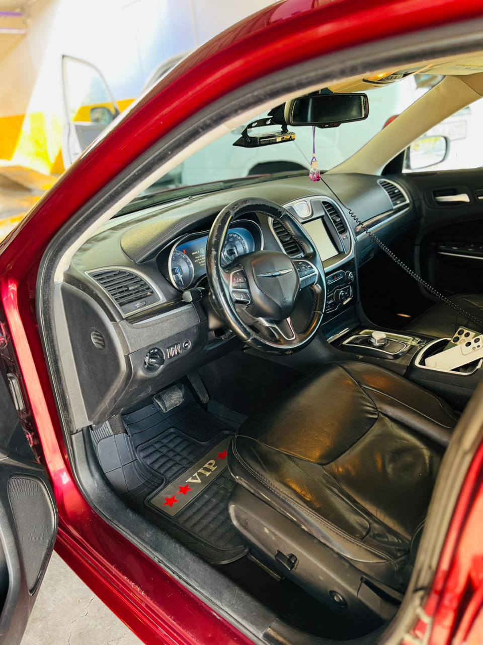 السلام عليكم اوباما موديل16, معلاية22 بأسمي شرط التحويل
سونار مرفق سعر148قفل قفل قفل  ***********  ماشيه 125مايل
