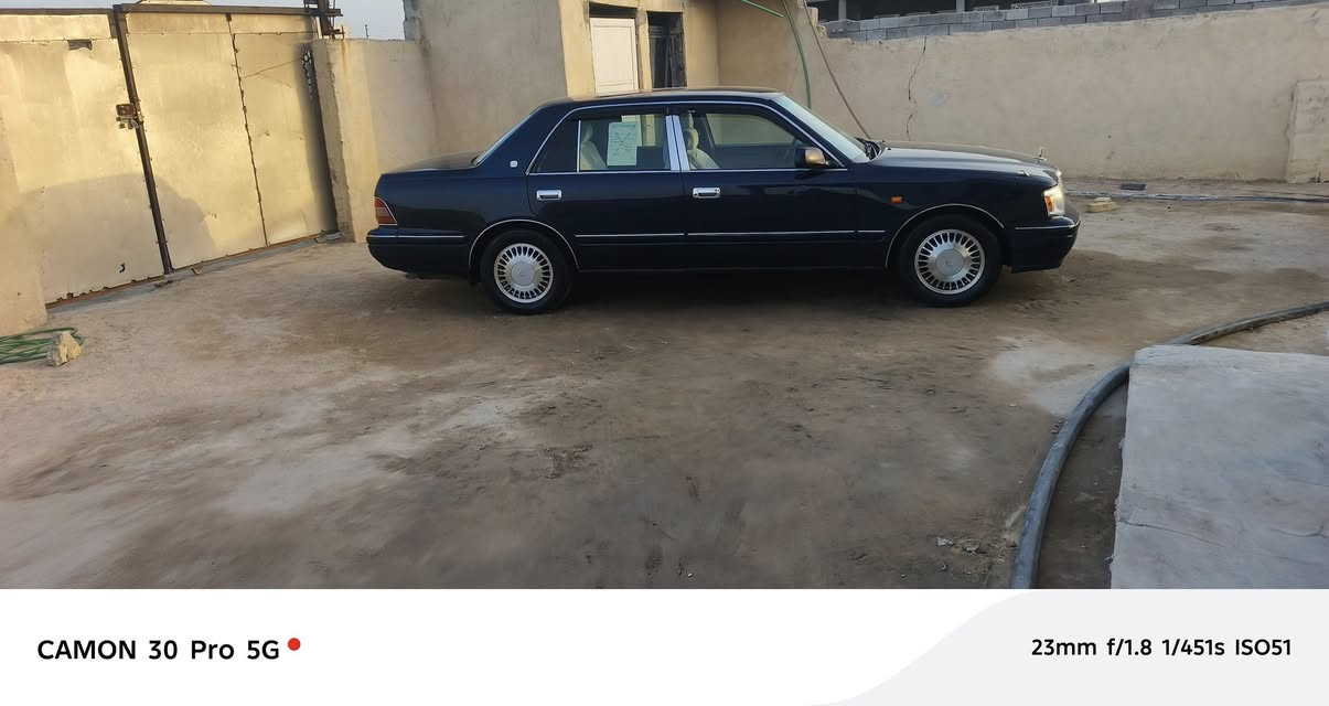 ‏سلام عليكم 
راس ثور تكم لون نيلي
رقم بصره دولي سنويه  2030
موديل/ 2000/فول مواصفات 
 تبريد خلفي خمس دكم كشنات كهربائي
مكفوله من الكص ونقل جثه ولضربه ولصبق العام 
محرك وكير فيشه وحده جدد بيه منضومه غاز
 جديده تبريد شقال دواخل جديده تخم تايرجديد
 حداده جديده   السعر  (٩٥)    وبيه مجال   مكاني بصره 
التصال *********** مكلف بنشر
