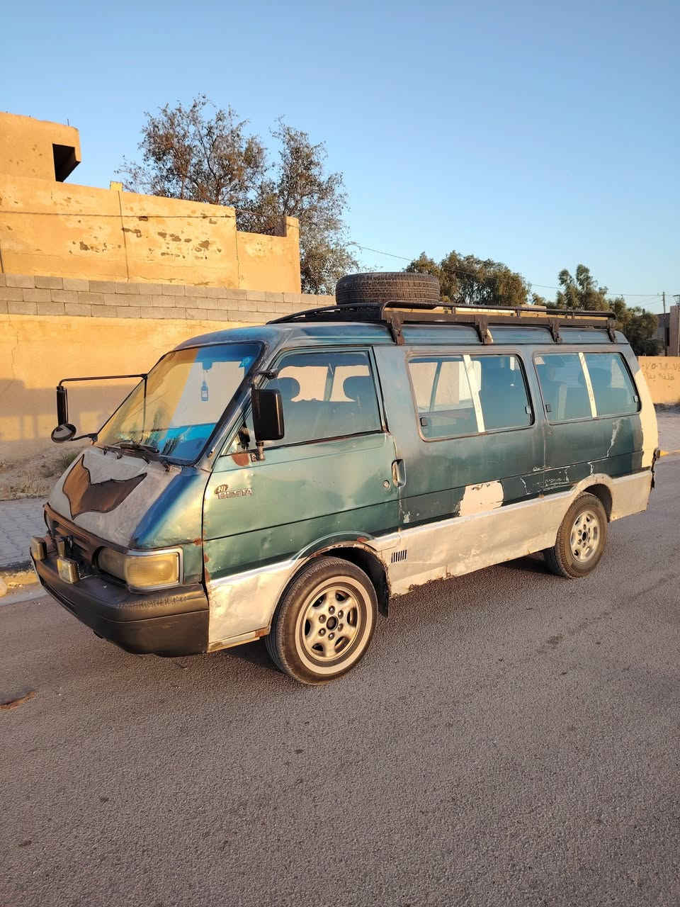السلام عليكم
كيا بسنة موديل 1995 للبيع كير ومحرك واكسل مكفولات

رقم انكليزي سنوية 2030 السعر قفل 30 $

للاستفسار الاتصال ***********
