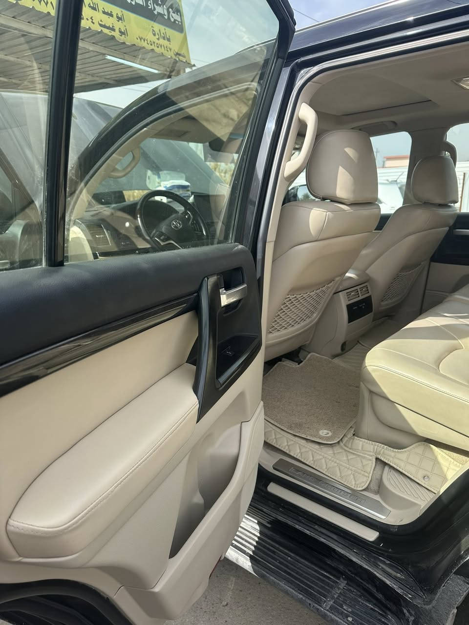 السلام عليكم لاندكروز 21 كراند تورنك باب اول مكفوله  ***********
