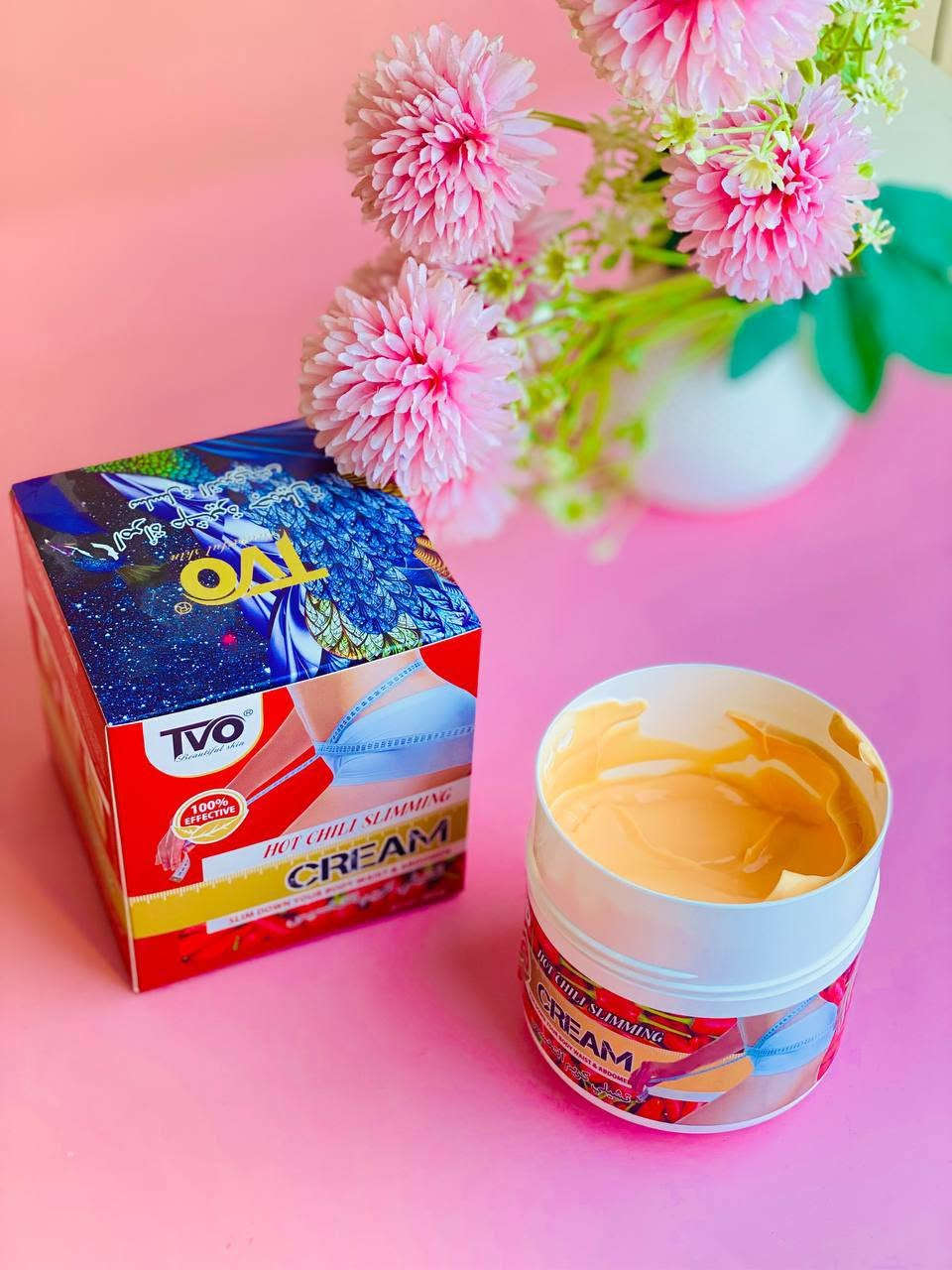 كريم "TVO Beautiful Skin Hot Chili Slimming Cream" (كريم التنحيف بالفلفل الحار).🌺
يُستخدم هذا المنتج لتقليل الدهون في منطقة الخصر والبطن. ✨

تعتمد فكرة المنتج على استخدام مكونات مثل الفلفل الحار والزنجبيل لتحفيز حرق الدهون وزيادة تدفق الدم في المناطق المستهدفة. ✨

يمكن أن تشمل الآثار الجانبية المحتملة إحساسًا مؤقتًا بالحرارة أو الحكة أو الاحمرار. 🌹🌺

يُوصى عادةً باستخدام كريمات التنحيف مرتين يوميًا للحصول على أفضل النتائج، مع الاستمرار في الاستخدام لمدة تتراوح بين شهرين وثلاثة أشهر. 🌸✨

يوجد خدمة توصيل لجميع المحافظات العراق. 🚗


**إذا كنت صاحب هذا الإعلان وتريد حذفه لأي سبب، رجاءا أرسل رسالة إلى الدعم الفني**