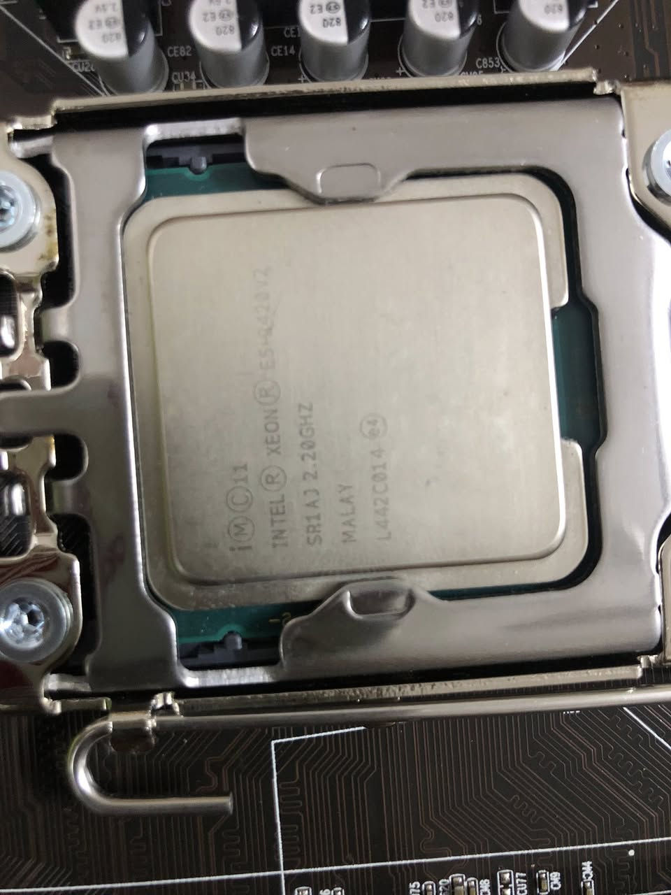 مذر بورد ويه هارد اعلى سعر ابيع


**إذا كنت صاحب هذا الإعلان وتريد حذفه لأي سبب، رجاءا أرسل رسالة إلى الدعم الفني**