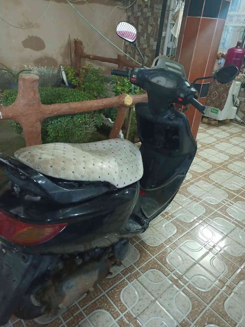 السلام عليكم فراشه مكينه خير من الله شلعتهه فول سلف هندر كهربيات شغاله ما عده بس ال اشاير السعر 400 وبيهه مجال لشراي حك الجيه ***********
