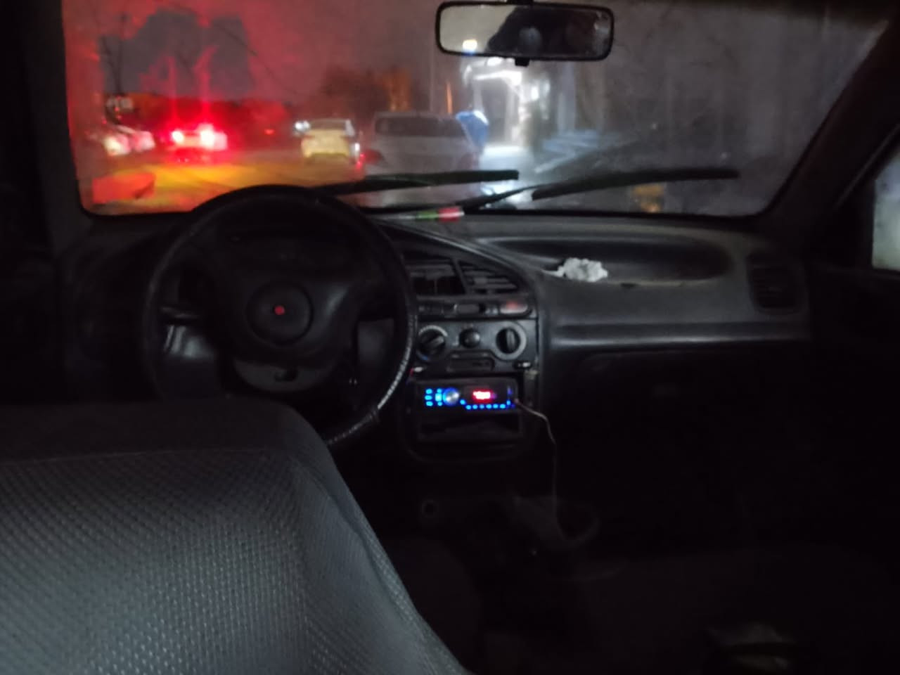 السلام عليكم بيع مستعجل سياره دايو لانوس شرط كير والمحرك شرط تحويل وكاله دفتر بانزين بيه صاحبه كركوك 20$ وبيه مجال***********
