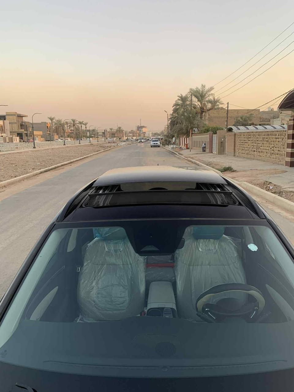 ياالله توسان لمتدد 24 أمريكي فول مواصفات لون اسمنتي بدون ارباك ماشيه 8700ميل السعر 223 وبيها مجال لتواصل ***********
