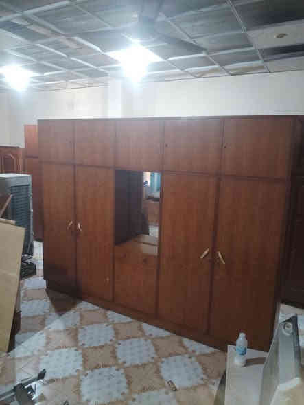 للبيع العنوان بروانه حي الشرطه قرب مول فراس استفسار على الواتساب ***********
