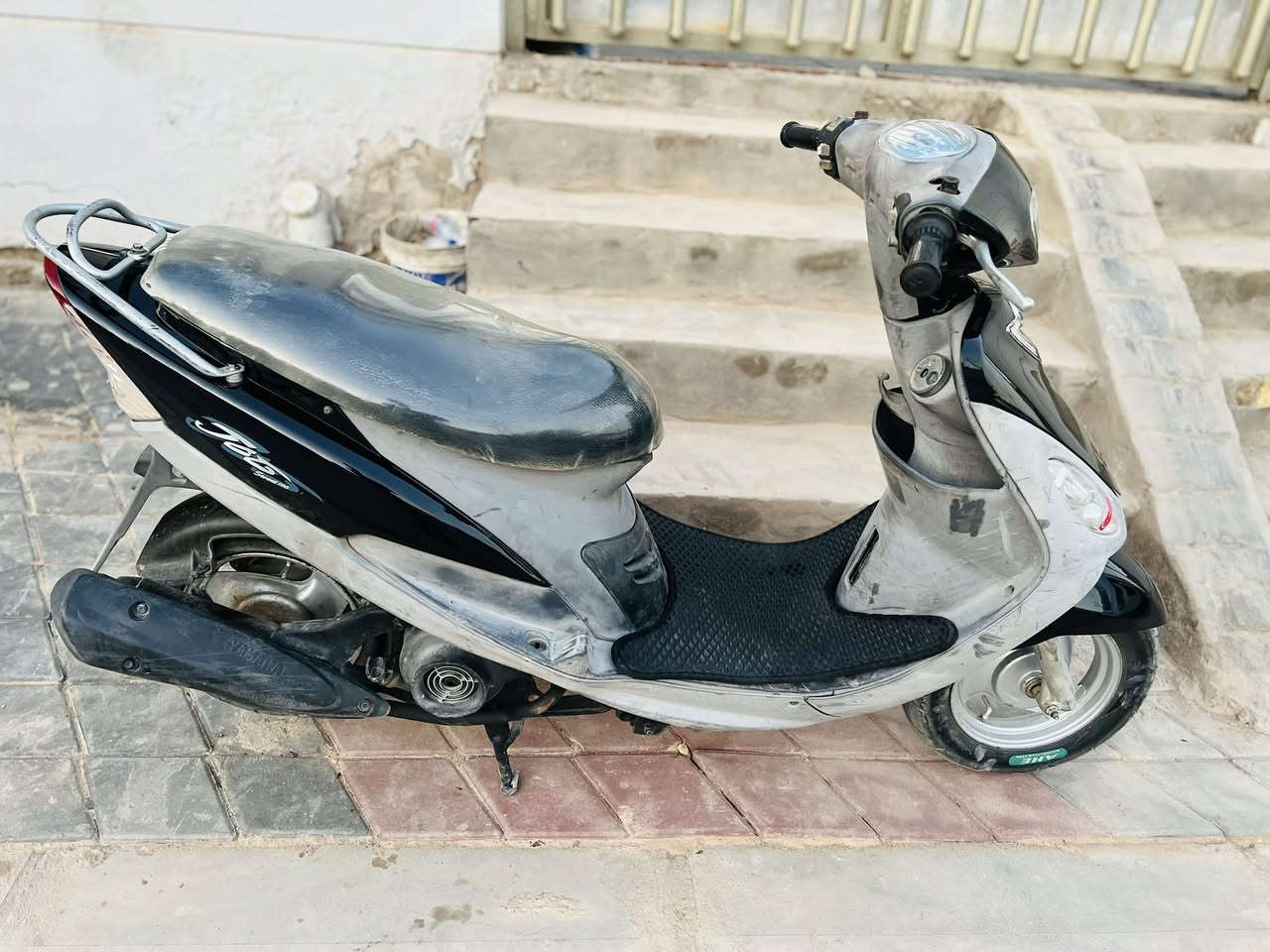 السلام عليكم ورحمة الله وبركاته
دراجه ماكس منغولي للبيع فقط
دراجه كلها علا وضع البلاد
سلف هندر كهربائيات شغاله كلها
كفر ملاح كله بلاد
دبلات امامي خلفي بلاد
بريك امامي خلفي شغال
مكينه شلعه ومعدل ونعومه شرط 👉
مكاني ديوانيه مركز سعرها 825 وبيها مجال جد بسيط
الدراجه نضيف كلش احلا من الصور صارله شهرين من طلعته من رنبه ما متواجد خاص الاتصال ***********
