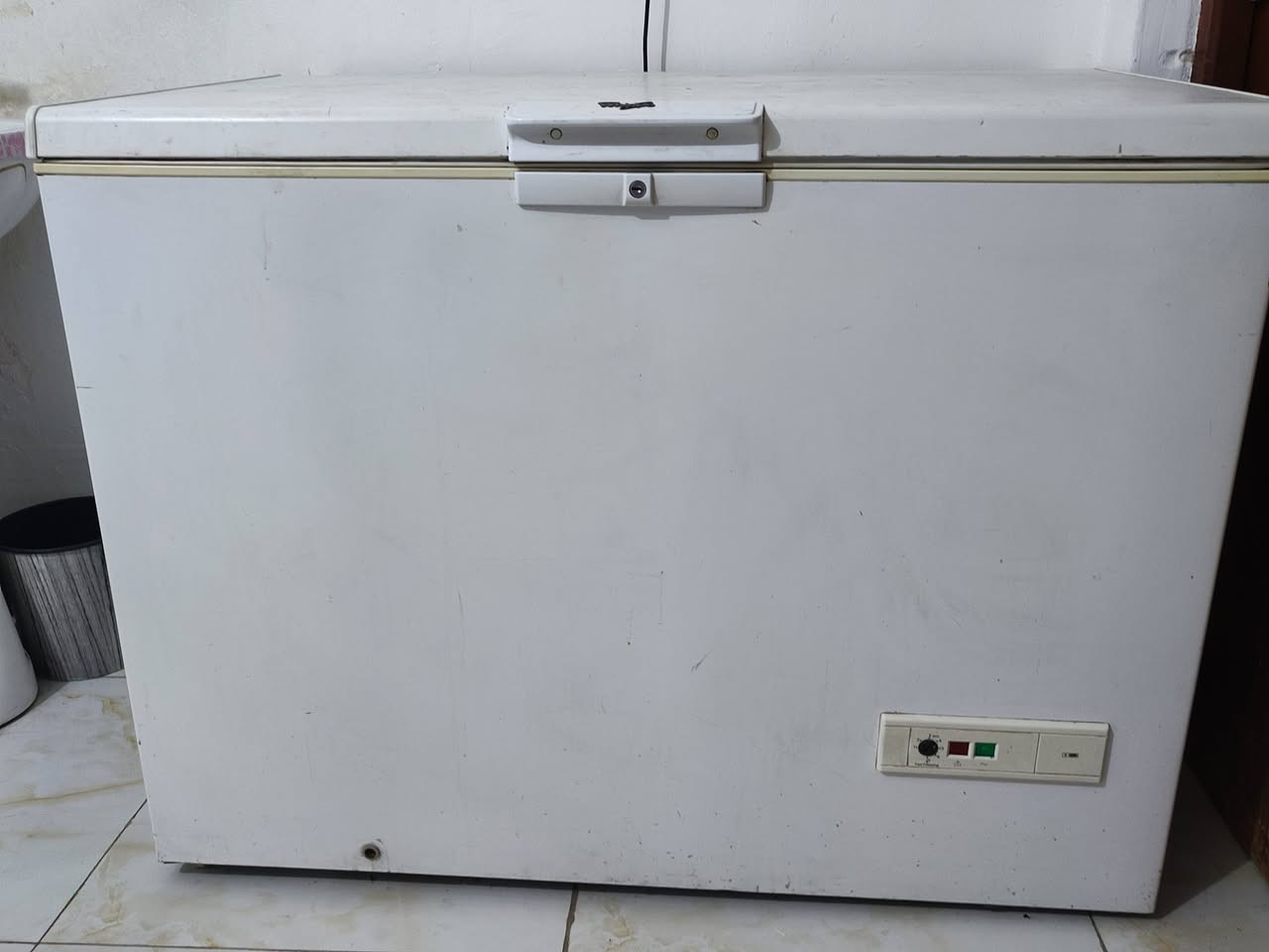 مجمده تبريدها كلش زين طولهه 90 وعرضها 120
سعر 200


**إذا كنت صاحب هذا الإعلان وتريد حذفه لأي سبب، رجاءا أرسل رسالة إلى الدعم الفني**