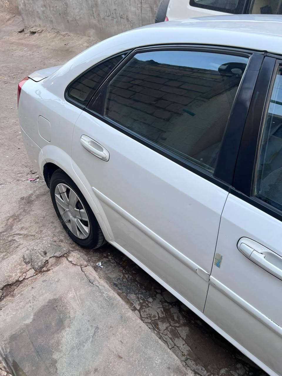 سلام وعليكم اوبترا البيع مديل 11السياره كفاله ماعده الهلالات واحده من الدوسات صبق والباقي كفاله رقم جديد السياره كلش حلوه تبريد شاشه كهربايات كله شغاله السعر ٨٠ وبيه مجال العنوان البصره المعقل انه مكالف بنشر هاذه رقم راعيه ***********
