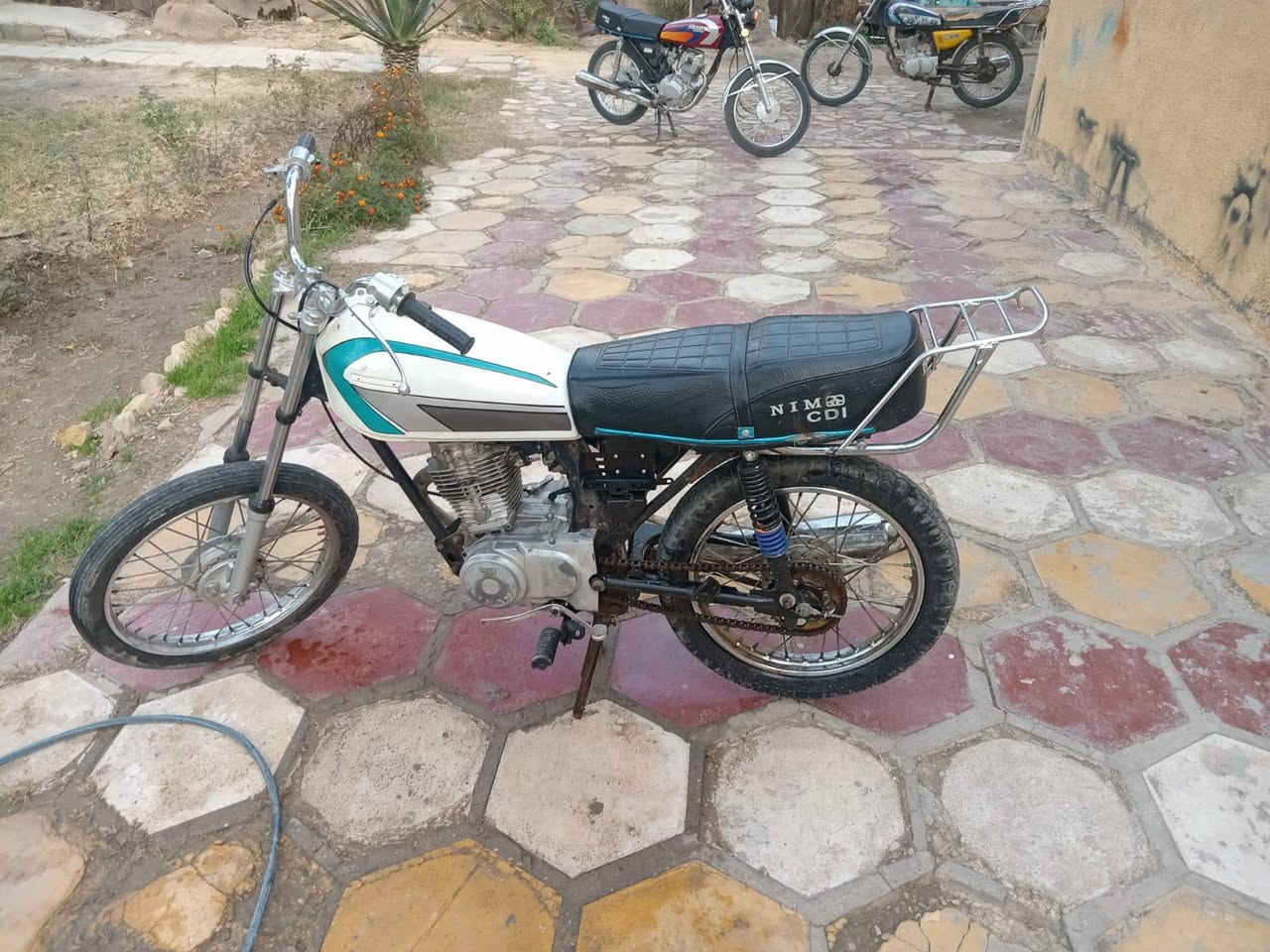 للبيع اربعه كير كلك مكينه ارشه 20دراجه حلوه مال شغل لا صوت ولا نضيح ولا تبخير السعر 250شراي اتصل ‏‪0771 674 4989‬‏
