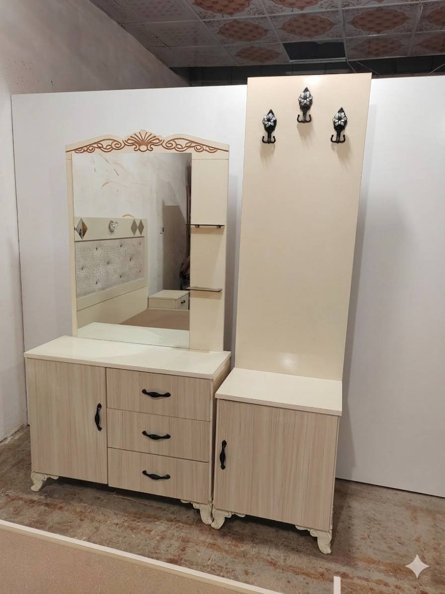 غرفة نوم تركي اربع أبواب مستخدم شي قليل سعر 325 ويرهم مراوس والعنده يبيع اشتري الشراي يجي خاص اويتصل برقم ***********مكاني كركوك
