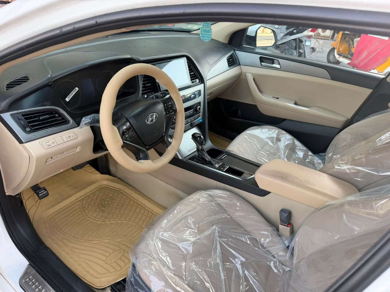 سلام سوناته  موديل 15 خليجي رقم اربيل وسنويه جديده  بيها شبر صبغ وبيها باردات عدد 2 مكينه  2400)سعر 117)الستفسار ***********
