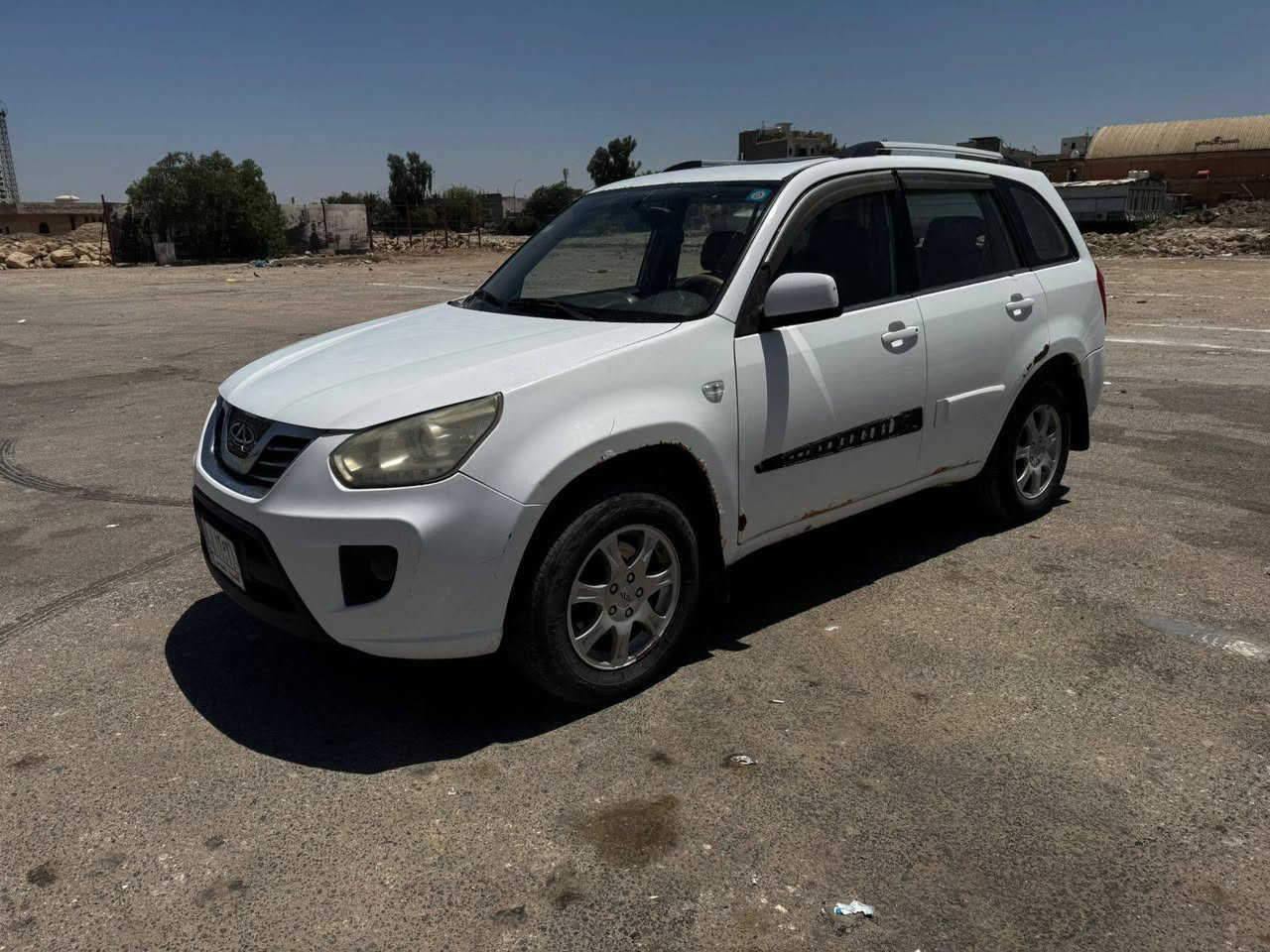 شيري - تيكو  موديل ٢٠١٣
السيارة نظيفة وبدون نواقص 

المكينة و الكير بلادي 

مكفولة رقم قادسية 

ديوانية - حي الجامعة

للتواصل ***********
