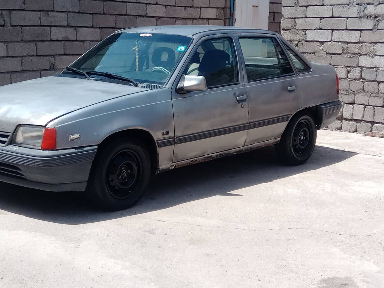 للبيع اوبل كاديت حجم 16محرك بي نفخ رقم مسطره السعر20الشرعي يحول مايسوي وكاله***********
