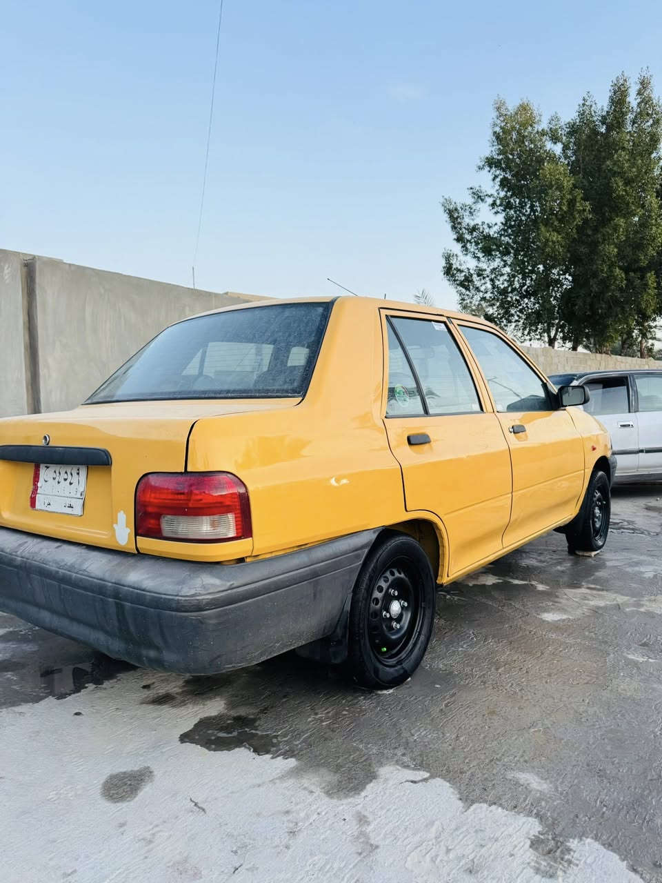 سلام عليكم
سايبه 2015كفاله عامه لاصبغ ولاتبديل سياره جاهزه من كلشي كل نقص مابيه مكينه كير حداديه تخم تاير دينار ماتصرف عليه 

مكاني حله حي الجزائر الشراي يتصل 

***********

السعر 37وبيه شويه مجال
