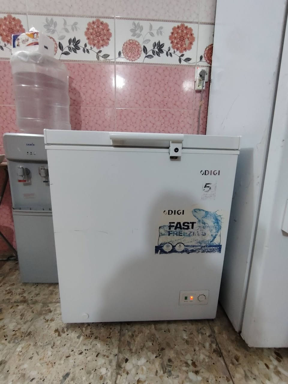 مجمده للبيع سعر 200
***********
