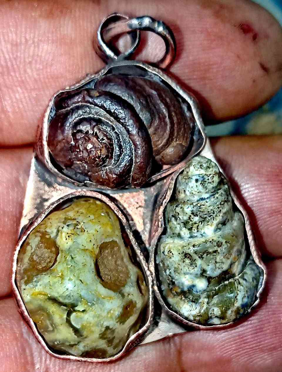 للرجال والنساء
قلادتيتن قديمات جدا بطاقه روحانيه قويه
ثلاثيه الاحجار  مطلسم سفلي قوي
بحجر الهبهاب الأفريقي الأصلي المصور
وحجر السليماني الأصلي المصور ملاكط
وحجر السلطاني الأصلي الملوي المصور

خاتم قديم بحجر الهبهاب الاصلى المغربي الخارق مرصود وحجرتين عطف بحري اصلي المغربي مرصود

شغلهم محبه تهيج قوي طاعه عامه سلب الاراده والاذلال مهابه جاه وجه عام قبول عام تسهيل امور عام وجلب الحظ والنصيب

عنوان بغداد يوجد توصيل مجانى لكافة المحافظات السعر على الخاص والاستفسار على الأنواع خاص


**إذا كنت صاحب هذا الإعلان وتريد حذفه لأي سبب، رجاءا أرسل رسالة إلى الدعم الفني**