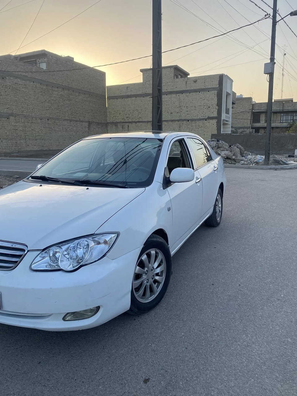 بي واي دي F3 كير اوتوماتيك المرغوب  گير ومكينه بلادي موديل 2012 سياره كامله من كلشي مكينه تبريد ثلج  صدر ترايهه حلو سنويه باسمي مشروع وطني وين ميعجبك حول رقم بغداد انكليزي الجديد صبغ بس جاملغ خلفي والباقي كفالة  سياره دواخلهه حلوه مواصفات السياره معروفه مكان سياره بغداد سعر 63 وبيهه مجال للاستفسار ***********
