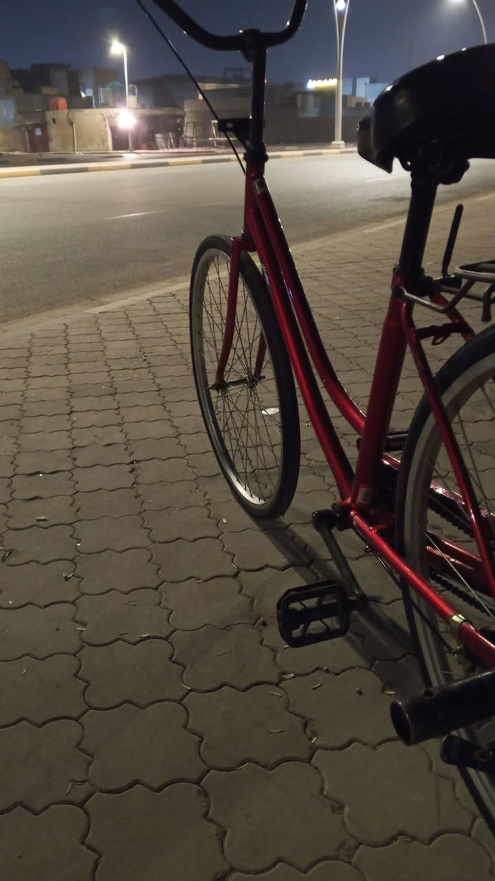 اخوان عندنا بايسكل للبيع 100 وبي مجال موديل البايسكل 2019 بايسكل حجم سته 20 الاستفسارى على هذا الرقم ***********
