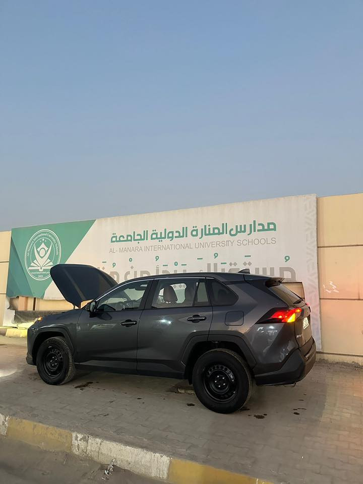 السلام عليكم راف فور بانزين فقط  ( LE)
للبيع موديل 2023 وارد امريكي  صور الحادث  مرفق بالمنشور رقم بغداد ماشيه 27 الف مايل فقط ....
مكينة 2500 شاشة كاربلي بدون اي نواقص سيارة جديدة مال جناي
السعر: 225 
للتواصل الاتصال : ‭0771 993 9169‬
