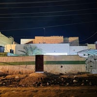 العشر تلاف • ٣٠٠م • طابقين