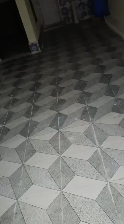 بيت للايجار الموقع مجاور للزراعه يحتوي ع غرفتين نوم  وستقبال ومطبخ وصحيات خارجيه وصاله المعيشه سعر الايجار 200الف وبيه مجال قليل  البيت جديد ومرتب الاستفسار  الاتصال على الرقم ***********
