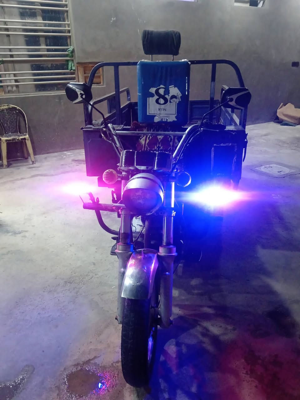 ستوته للبيع مديل ١٦ ارواق بسمي ما مرقمه الستوته نضيفه تجي اشوف بعينك المكان فلكه الملح بلكوفه أكثر تفاصيل اتصل *********** سعر مليون ونص بيها مجال قليل
