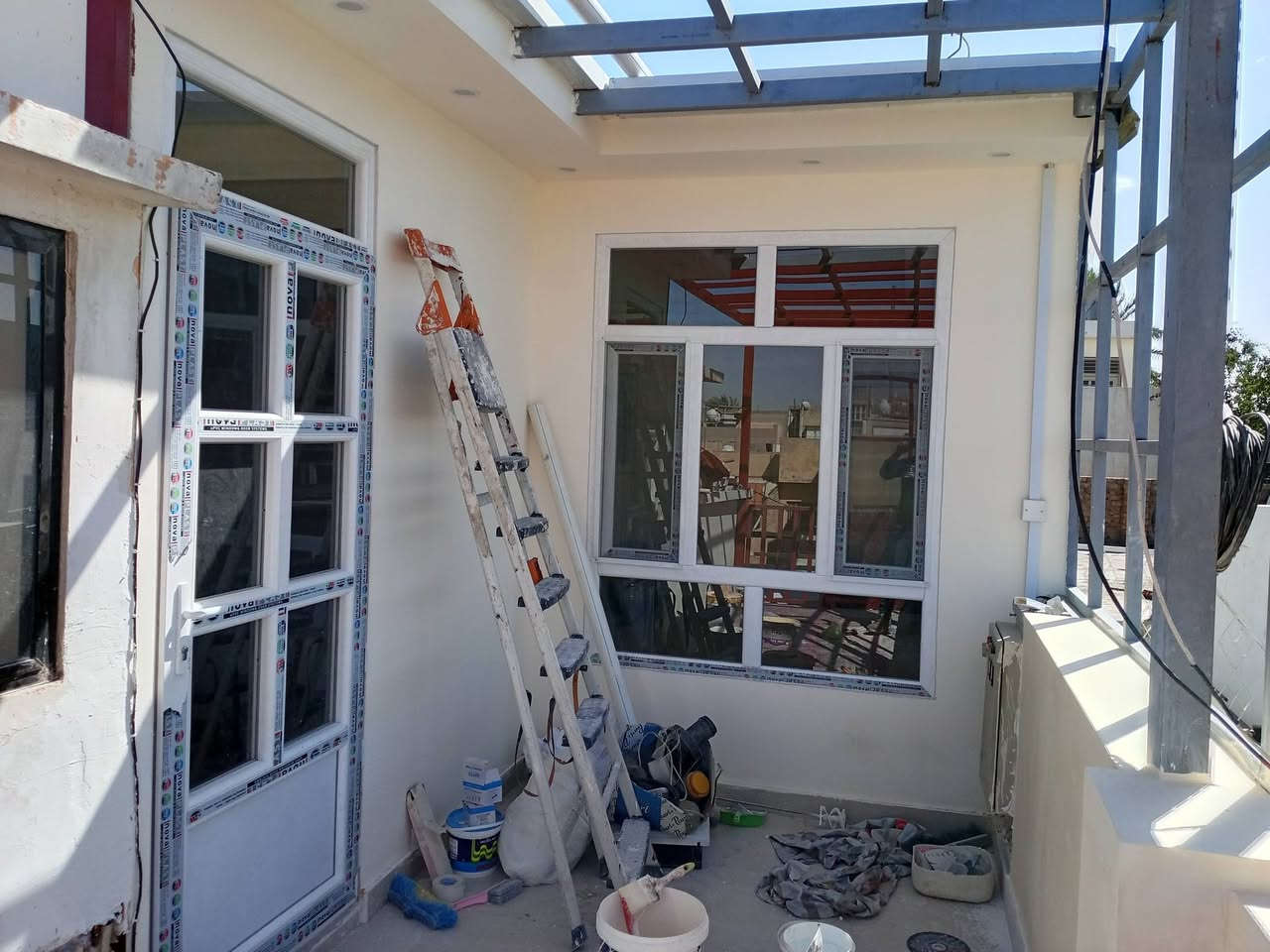 سلام عليكم 
تنفيذ جميع اعمال الحداده
#سندوج_بنل
#غرف
#جبسن_بورد
#بوردكس
اتواصل ***********
