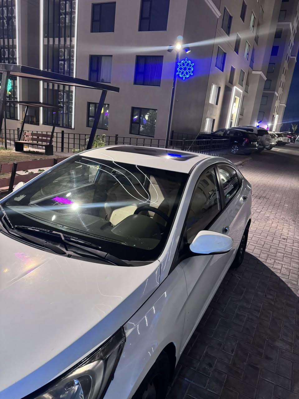 اكسنت خليجي 2014
رقم بغداد  تحويل مباشر 
محرك 1600
فتحه
فول تحكم سترين 
اشاير بالمرايات
وباقي المواصفات المعروفه 
السياره مكفوله من الصبغ بس تعديل بارد بالبنيد فقط
السياره جاهزه من كل نواحي  
محرك كير شرط ما مفتوحات 
صدر وتايرات جديده
السعر 96 
***********
