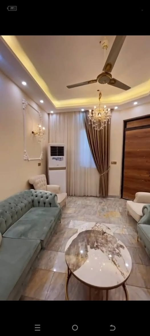 السلام عليكم بيت البيع المساحة ١٠٠م الواجهة ٧م عدد الغرف ٣سويت عنوان مقابل ابوطيارة خلف جامعة الفرابي  اتصال***********
